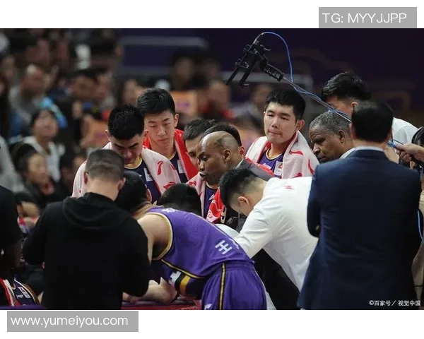 2016年CBA季后赛北京队与辽宁队激战回顾及精彩瞬间分析